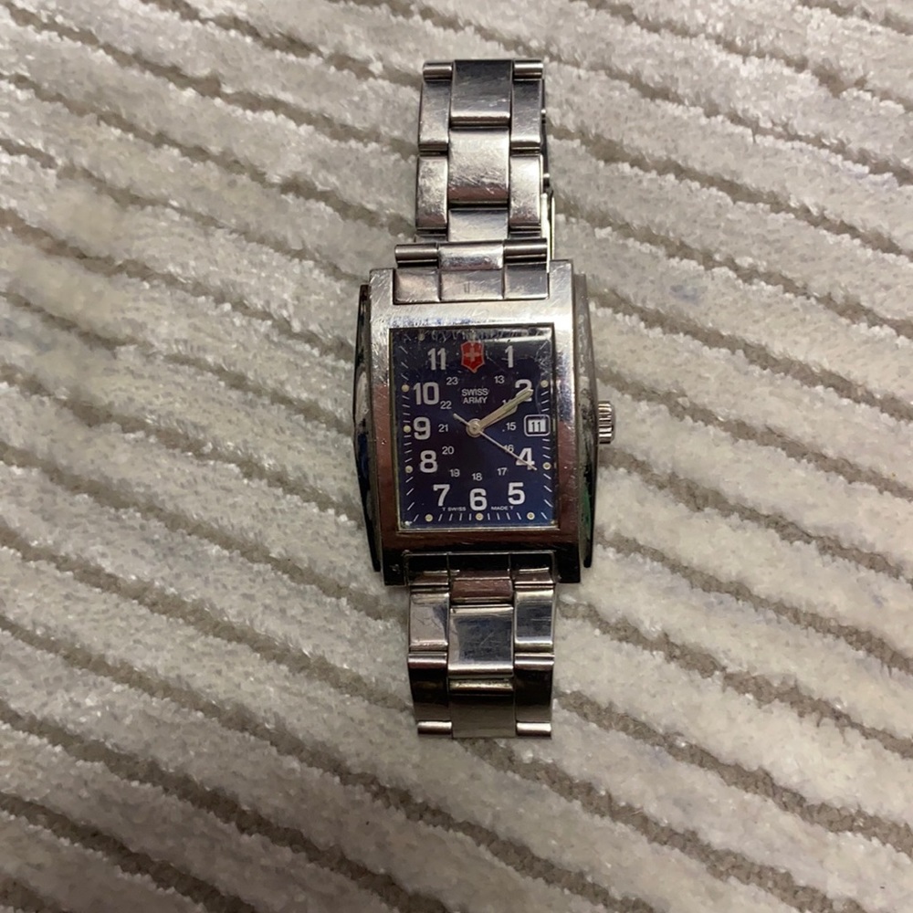 Swiss army men’s watch